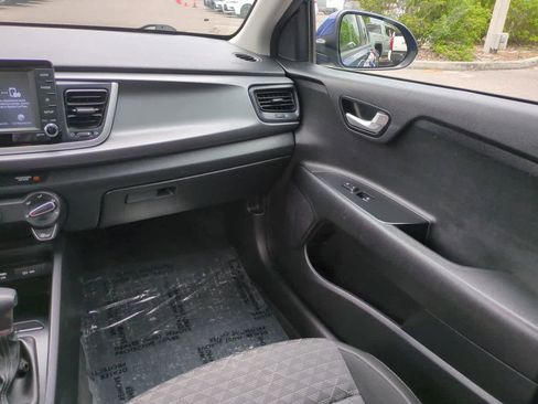 Used 2019 Kia Rio S FWD image 15