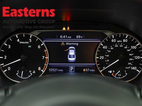 Used 2024 Nissan Altima 2.5 SV FWD image 18