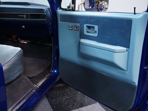 Used 1987 GMC Sierra 1500 2WD Regular Cab image 38