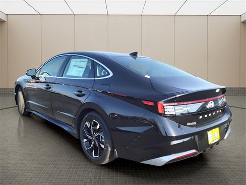 Certified 2025 Hyundai Sonata SEL image 5