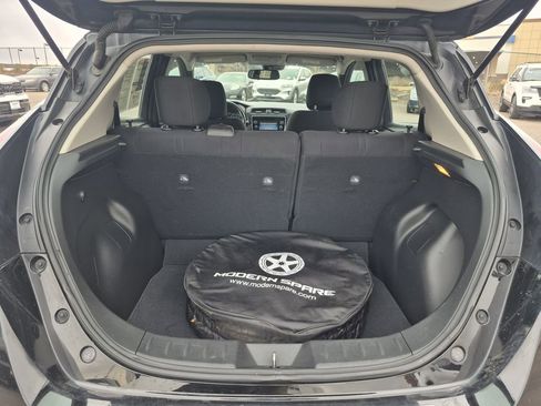 Used 2019 Nissan Leaf SV w/ SV Technology Package image 15