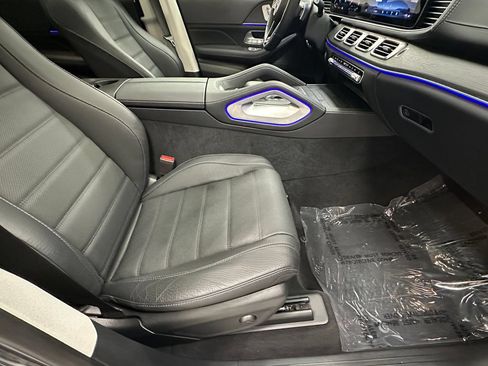 Certified 2024 Mercedes-Benz GLS 450 4MATIC image 15