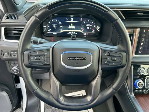 Used 2024 GMC Yukon Denali Ultimate AWD/4WD image 34