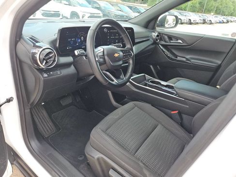 Used 2025 Chevrolet Equinox LT FWD image 13