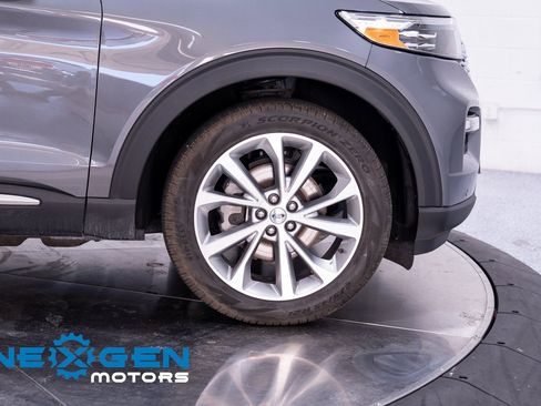 Used 2023 Ford Explorer Platinum w/ Technology Package image 58