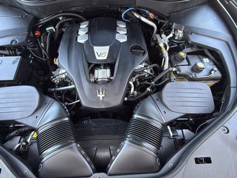 Used 2022 Maserati Levante GT image 27