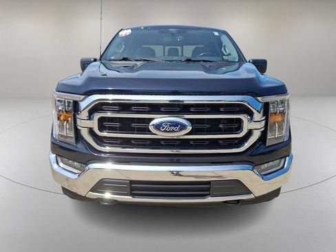 Used 2022 Ford F150 XLT w/ Equipment Group 302A High AWD/4WD image 3