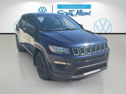Used 2019 Jeep Compass Sport FWD image 1