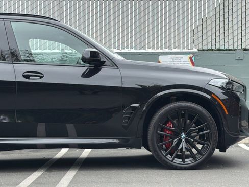 Used 2026 BMW X5 xDrive40i w/ M Sport Package AWD/4WD image 36