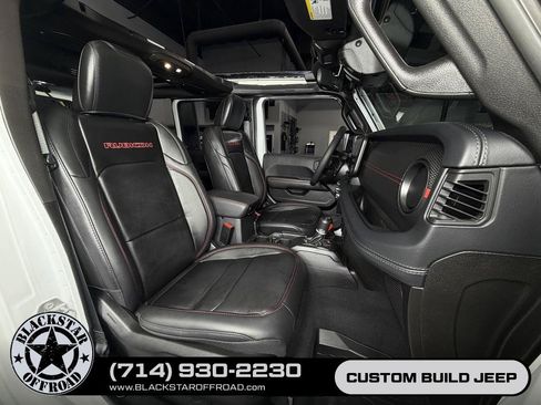 Used 2026 Jeep Wrangler Unlimited Rubicon AWD/4WD image 26