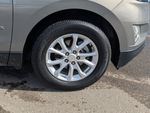 Used 2018 Chevrolet Equinox LT image 15