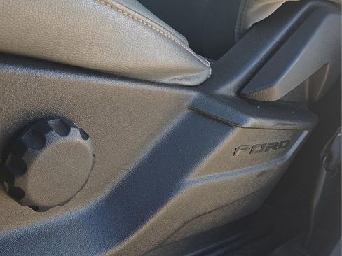 Used 2023 Ford F250 XL w/ XL Chrome Package image 23