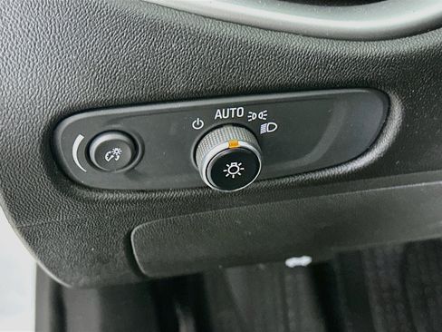 Used 2023 Chevrolet Malibu RS w/ LPO, Floor Liner Package FWD image 16