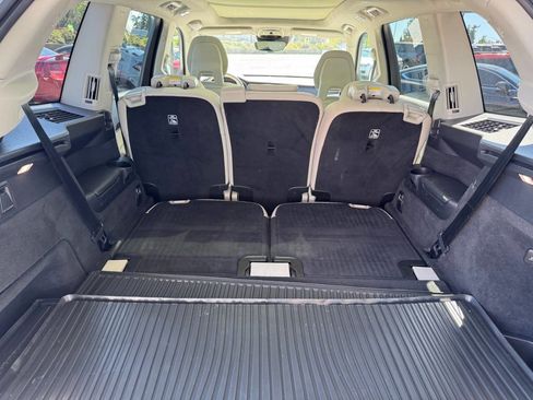 Used 2016 Volvo XC90 T6 Momentum w/ Protection Package Plus AWD/4WD image 4