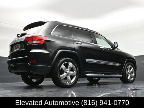 Used 2013 Jeep Grand Cherokee Limited w/ Mopar Chrome Edition Group AWD/4WD image 29
