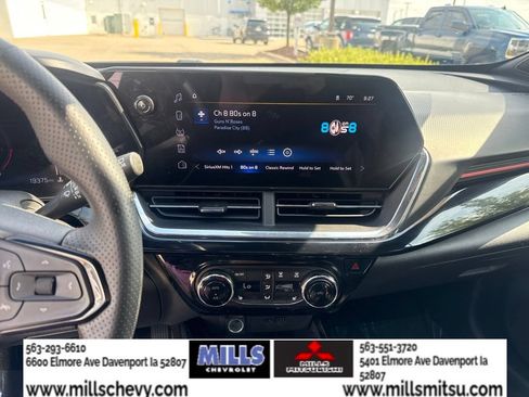 Used 2025 Chevrolet Trax RS w/ Driver Confidence Package FWD image 15
