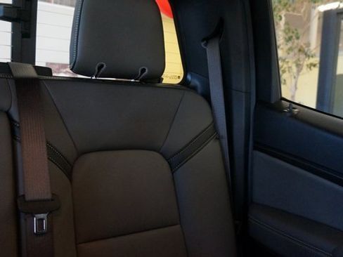 Used 2026 Chevrolet Colorado ZR2 w/ Technology Package image 61