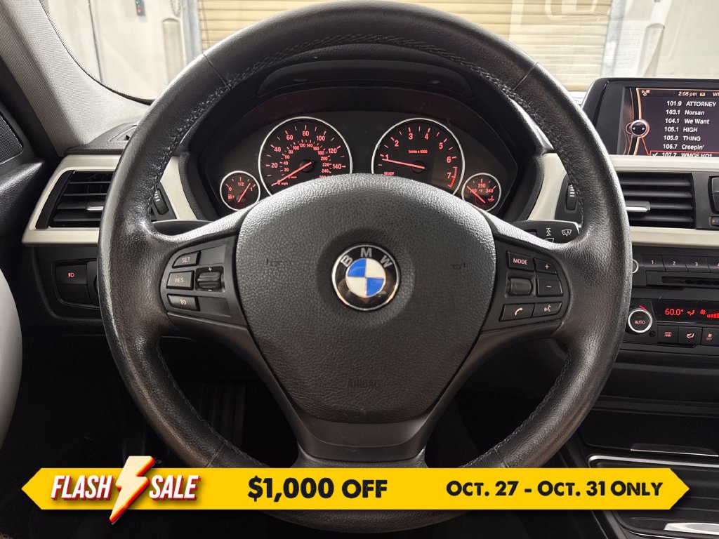 Used 2013 BMW 328i xDrive Sedan AWD/4WD image 13