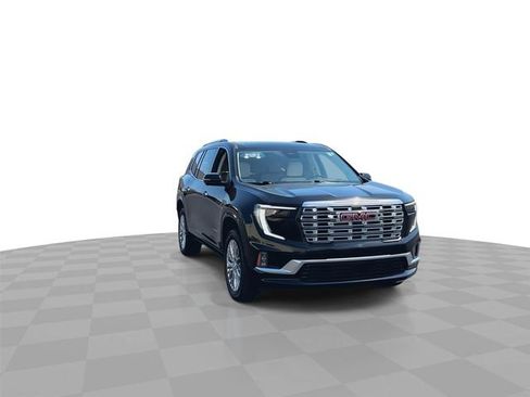 Used 2024 GMC Acadia Denali AWD/4WD image 3