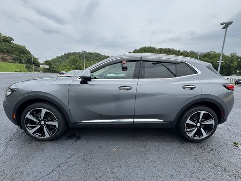 Used 2021 Buick Envision Essence w/ Technology Package I AWD/4WD image 4