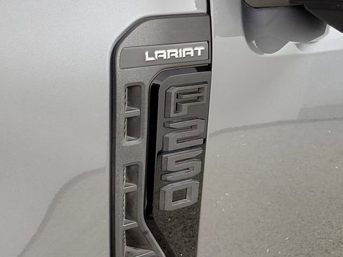 Used 2024 Ford F250 Lariat w/ Lariat Ultimate Package image 9
