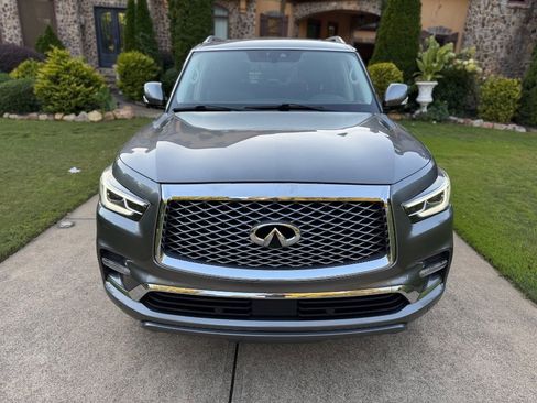 Used 2019 INFINITI QX80 Luxe w/ Proassist Package AWD/4WD image 3