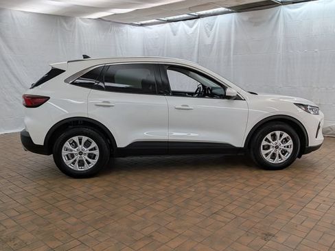 Used 2023 Ford Escape Active w/ Tech Pack #2 FWD image 8