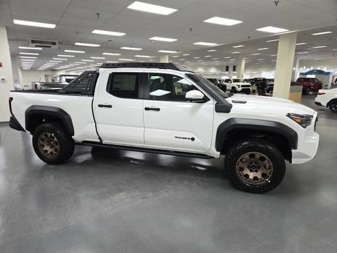 New 2026 Toyota Tacoma 4x4 Double Cab Hybrid image 6