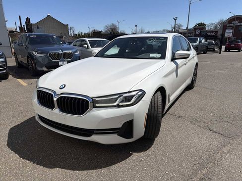 Certified 2023 BMW 530i xDrive w/ Convenience Package image 3