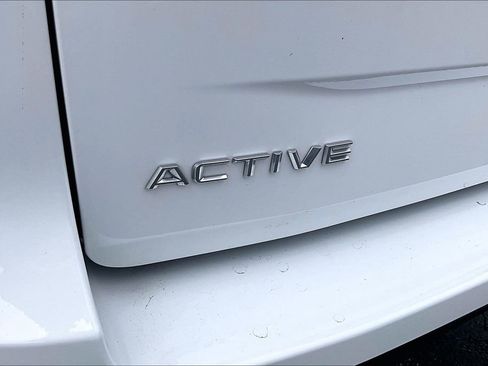 Used 2025 Ford Expedition Active AWD/4WD image 6