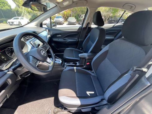 Used 2025 Nissan Versa SV FWD image 24