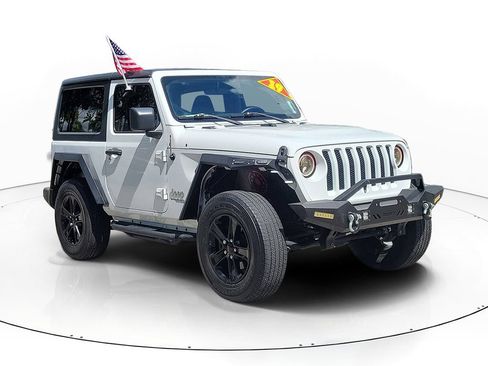 Used 2019 Jeep Wrangler Sport AWD/4WD image 2
