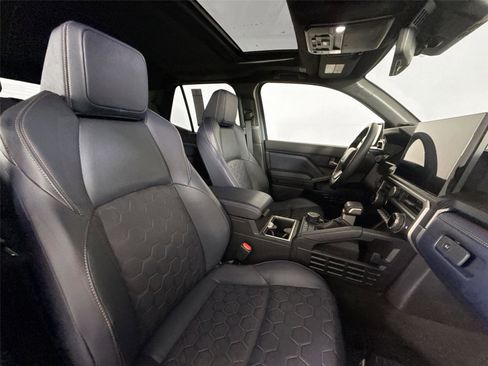 Certified 2025 Toyota 4Runner 4WD image 43