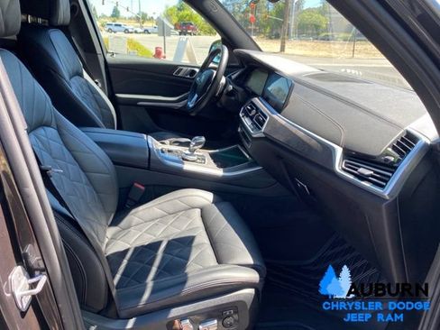 Used 2023 BMW X5 xDrive40i w/ Luxury Seating Package AWD/4WD image 19