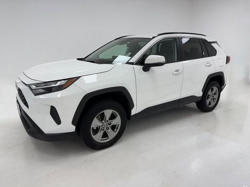 Used 2024 Toyota RAV4 XLE image 5