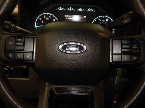 Used 2024 Ford F250 XL image 25