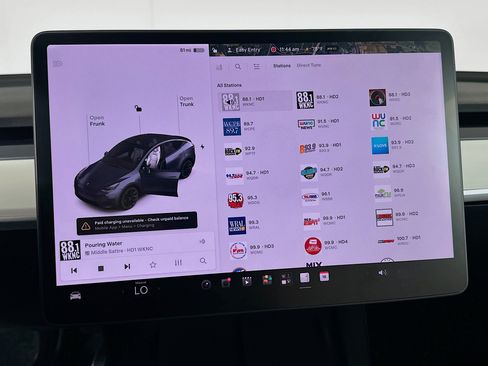 Used 2021 Tesla Model Y Long Range AWD/4WD image 19