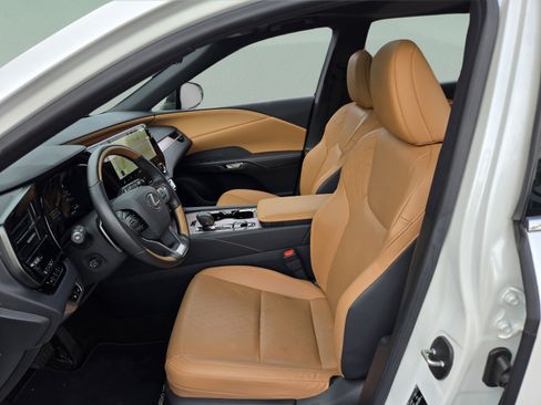 Used 2025 Lexus RX 350 Premium Plus w/ Accessory Package (Z1) FWD image 11