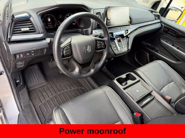Used 2025 Honda Odyssey Elite image 12