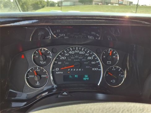 New 2025 GMC Savana 2500 w/ Driver Convenience Package image 22