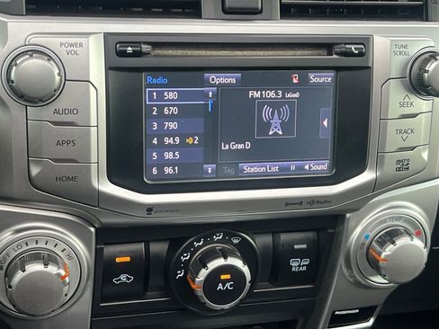 Used 2018 Toyota 4Runner SR5 Premium AWD/4WD image 15
