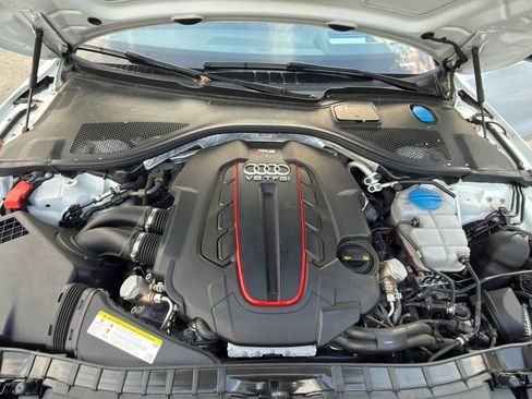 Used 2017 Audi RS 7 Performance image 28