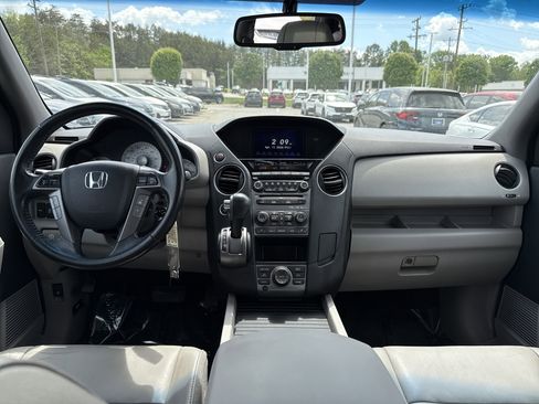 Used 2015 Honda Pilot Touring image 29
