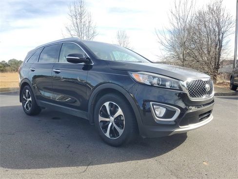 Used 2018 Kia Sorento EX w/ EX Advanced Touring Package image 3
