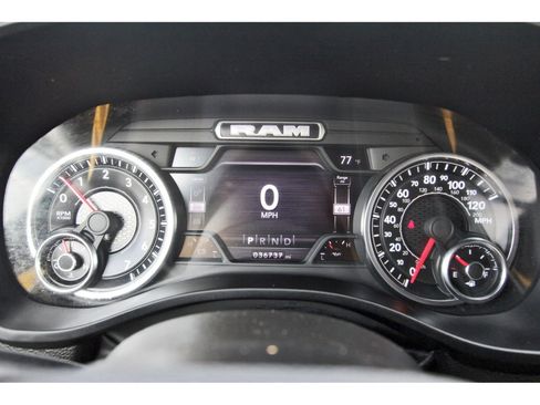 Used 2022 RAM 1500 Big Horn AWD/4WD image 18