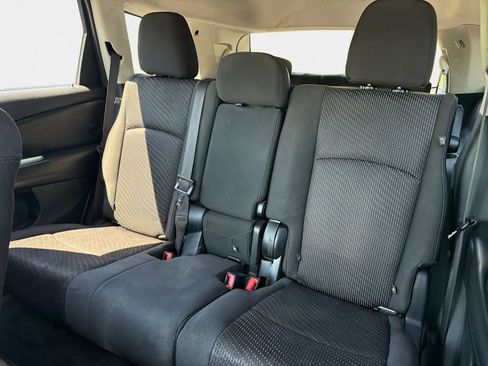 Used 2020 Dodge Journey SE w/ Blacktop Package FWD image 20