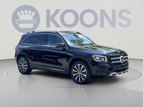 Used 2021 Mercedes-Benz GLB 250 image 2