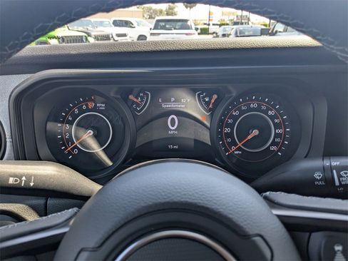 New 2025 Jeep Gladiator Sport image 31