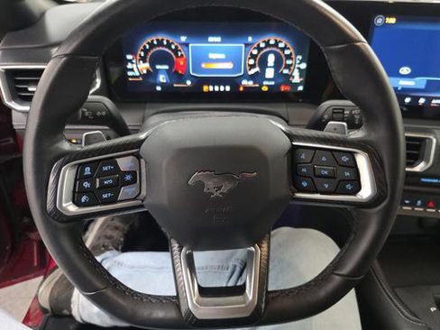Used 2025 Ford Mustang GT Premium w/ GT Performance Package RWD image 7