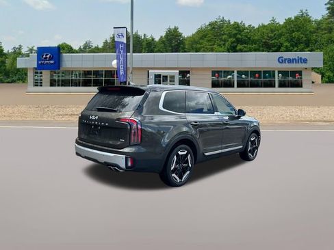 Used 2024 Kia Telluride EX AWD/4WD image 8